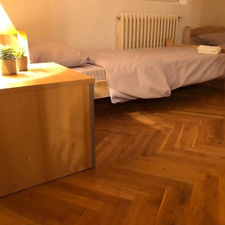 Old House Old Town Hostel Sarajevo Bagian luar foto