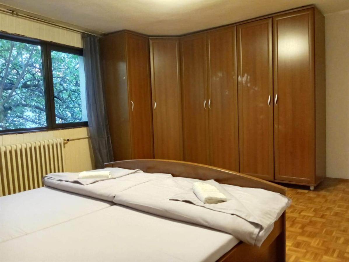 Old House Old Town Hostel Sarajevo Bagian luar foto