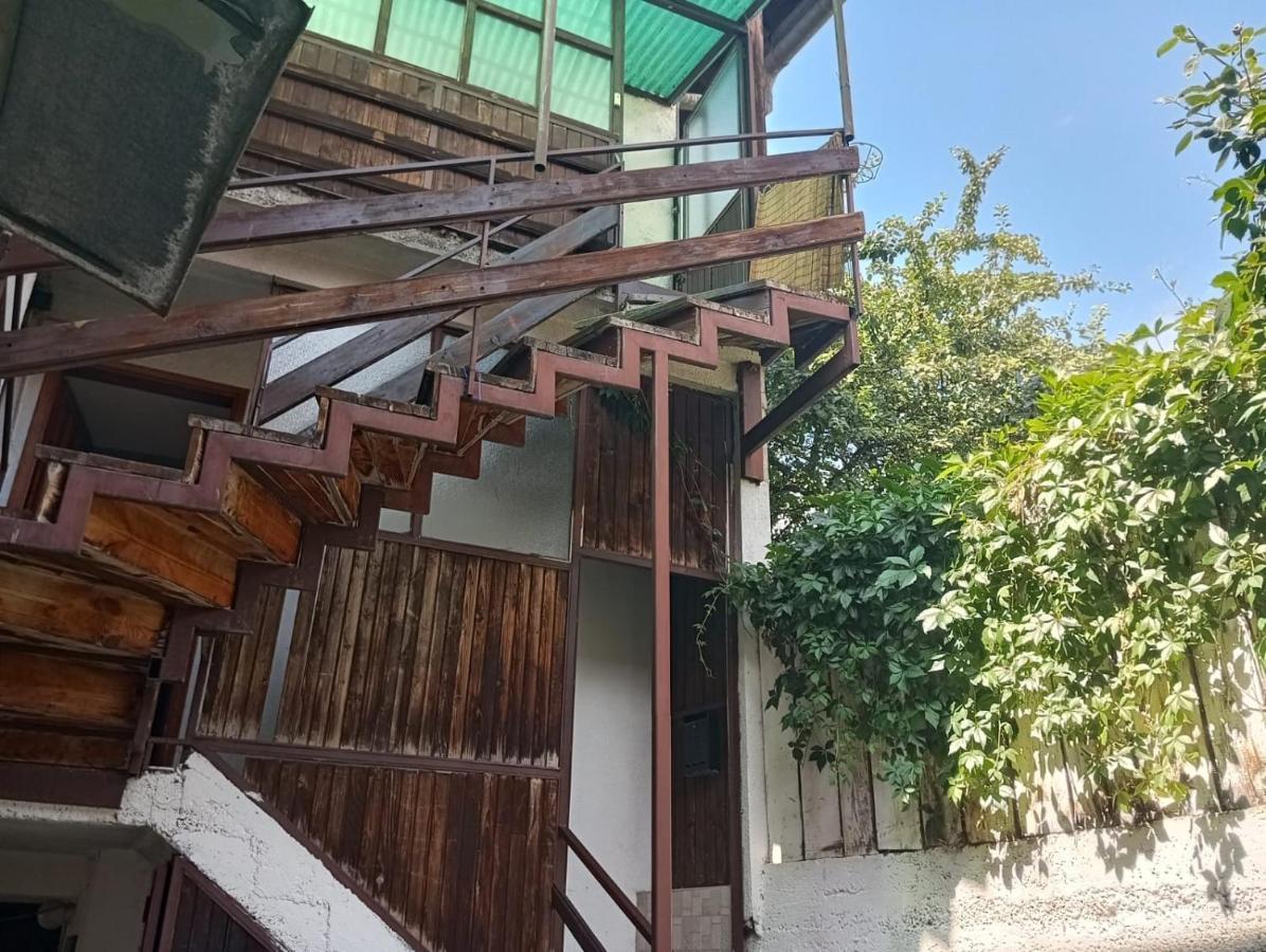Old House Old Town Hostel Sarajevo Bagian luar foto